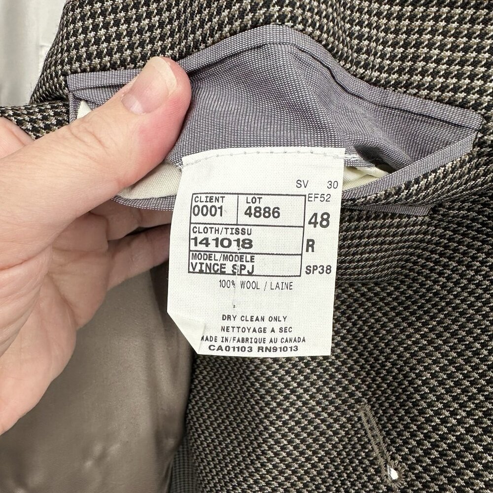 SOLD micro check two button vince 100% wool 48L